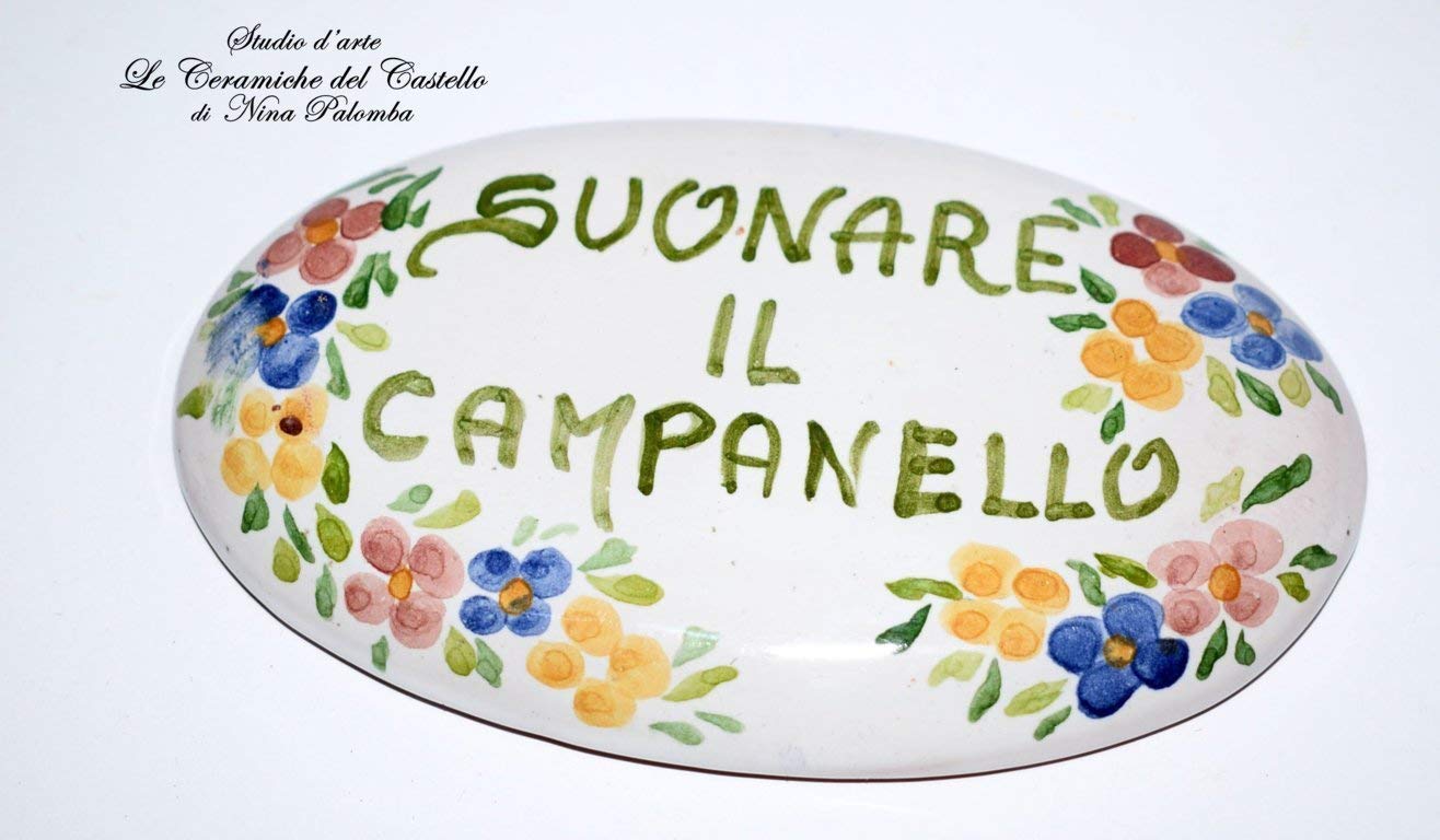 Suonare il campanello per il segno delle consegne