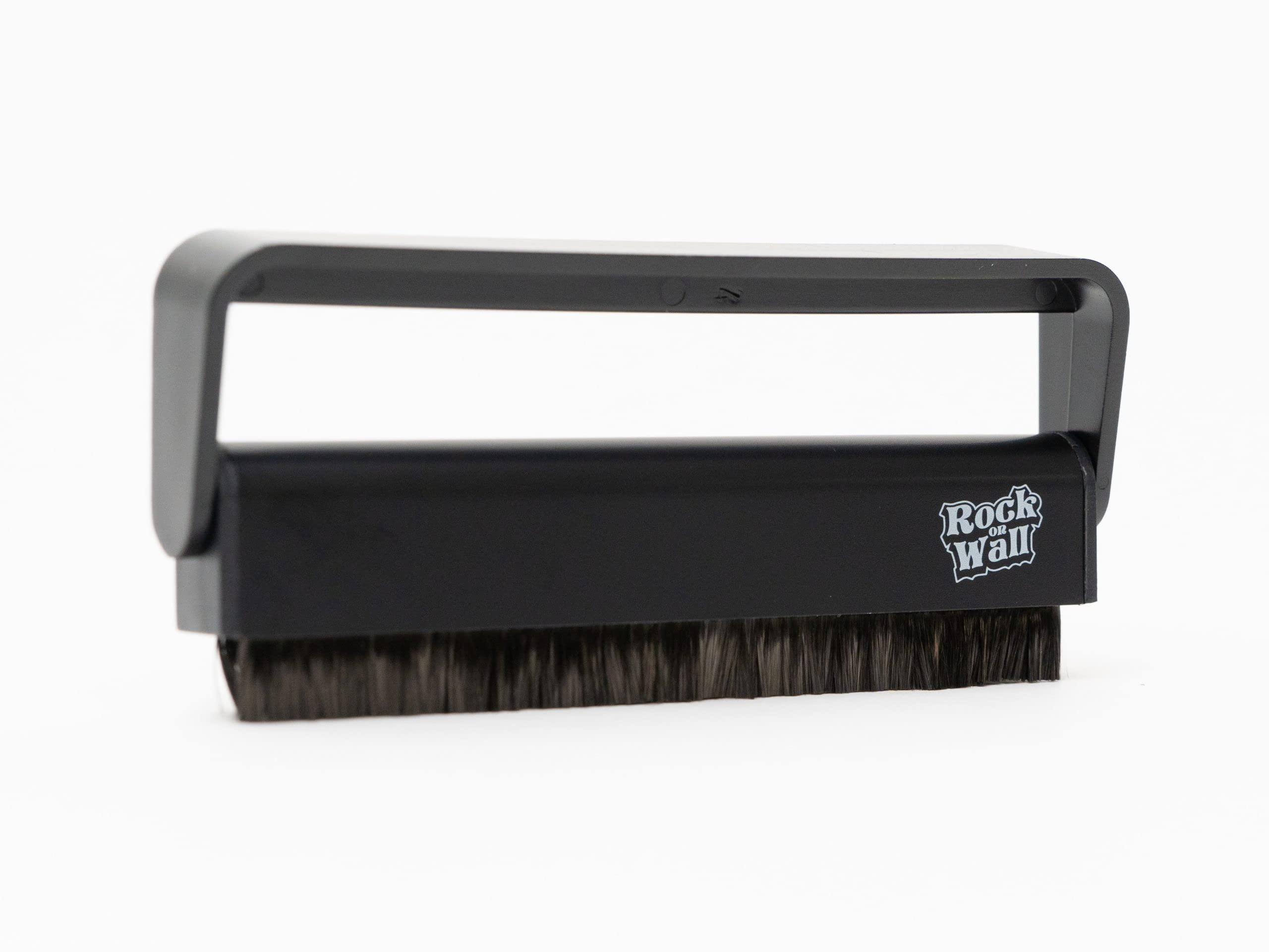 Terminal Music Protection - Carbon Fibre Brush Antistatic - Rock On Wall
