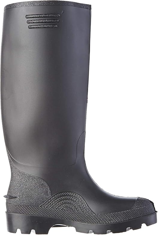 black wellington boots