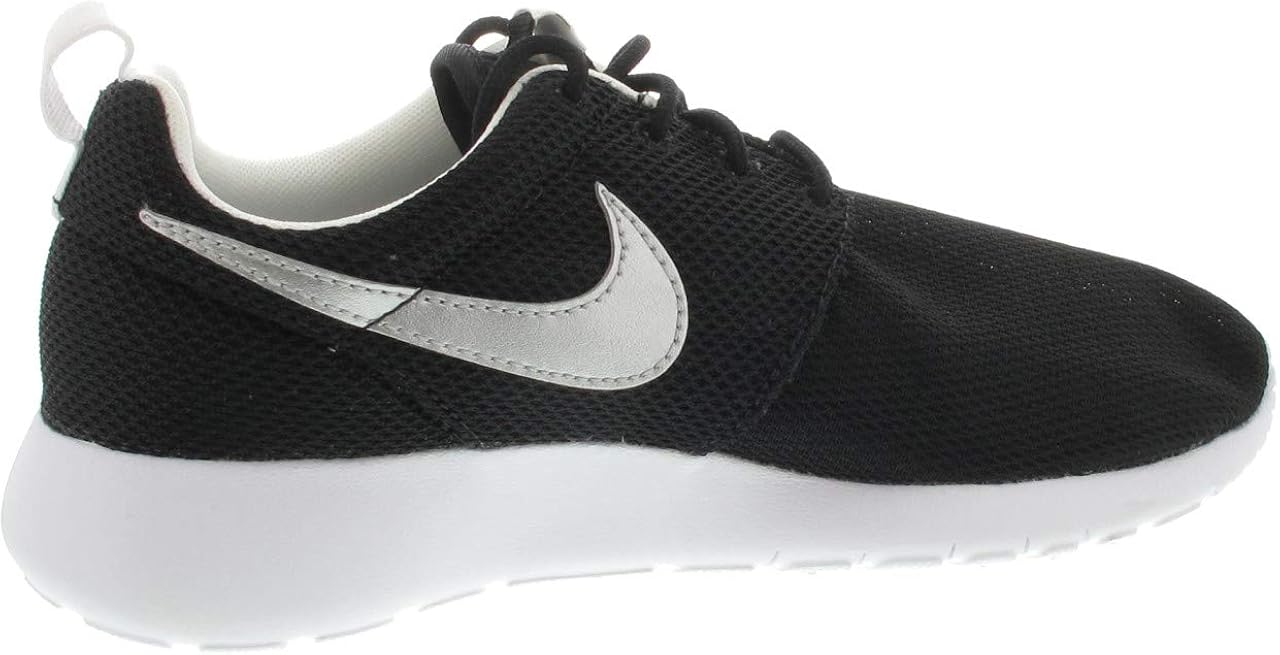 youth nike roshe shoes