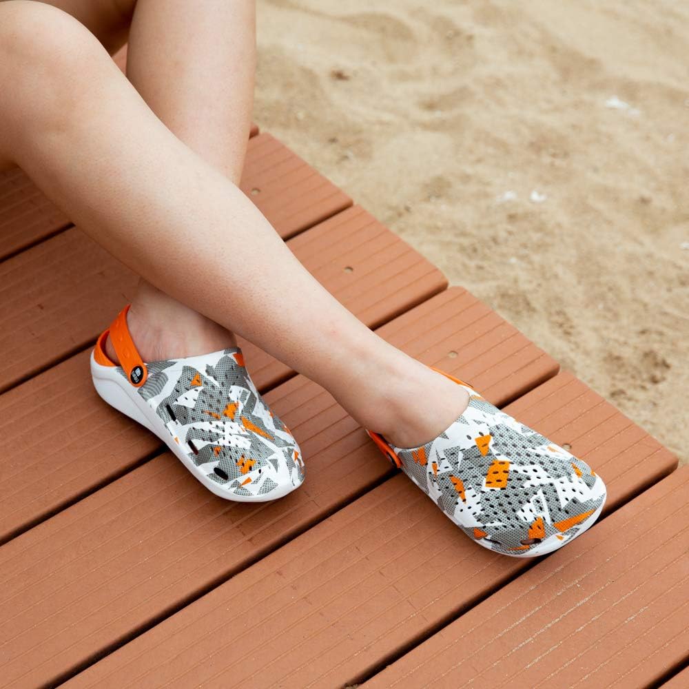 sandali plastica mare