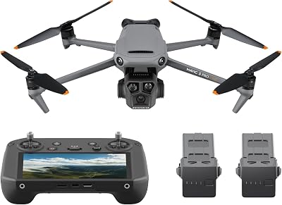 Mavic 3 Pro Cine con DJI RC Pro (schermo ad alta luminosità), drone con tripla fotocamera, supporto per Apple ProRes con memoria interna di 1TB. 3 Batterie di volo intelligenti e altro ancora