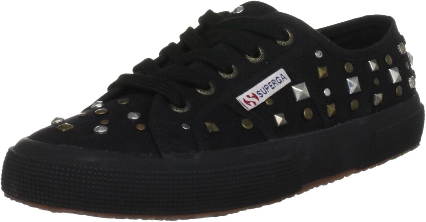 superga con borchie