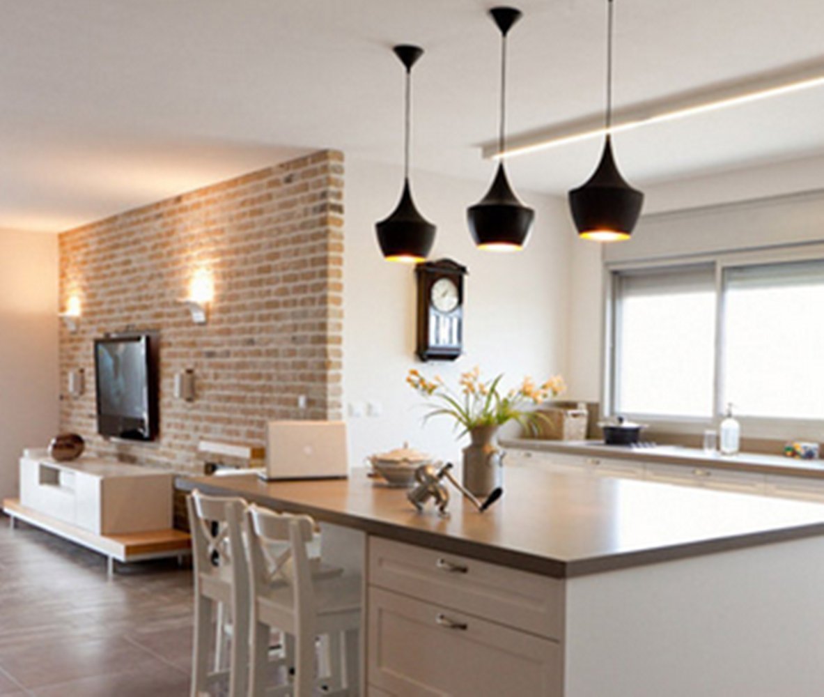 Светильники над барной стойкой