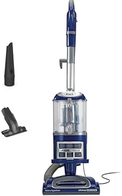Shark Navigator Lift-Away Deluxe