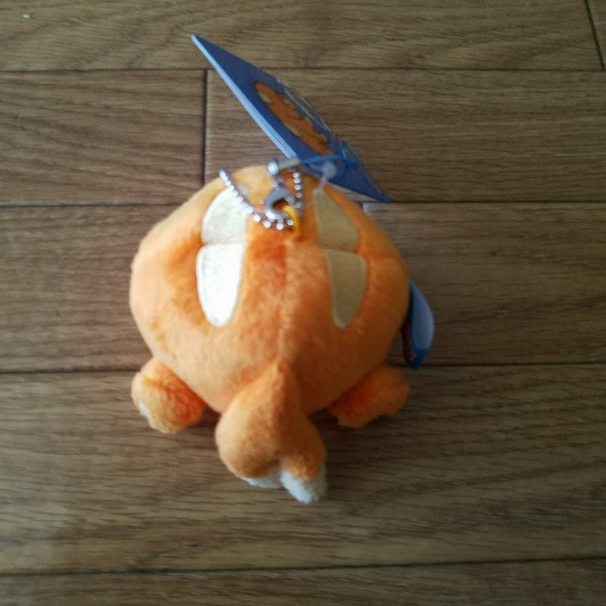 Amazon ポケモン ポケモンセンター キーホルダー キーチャーム ぬいぐるみ Hiphop ブイゼル ぬいぐるみ ホビー