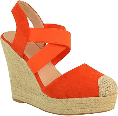 womens holiday wedges