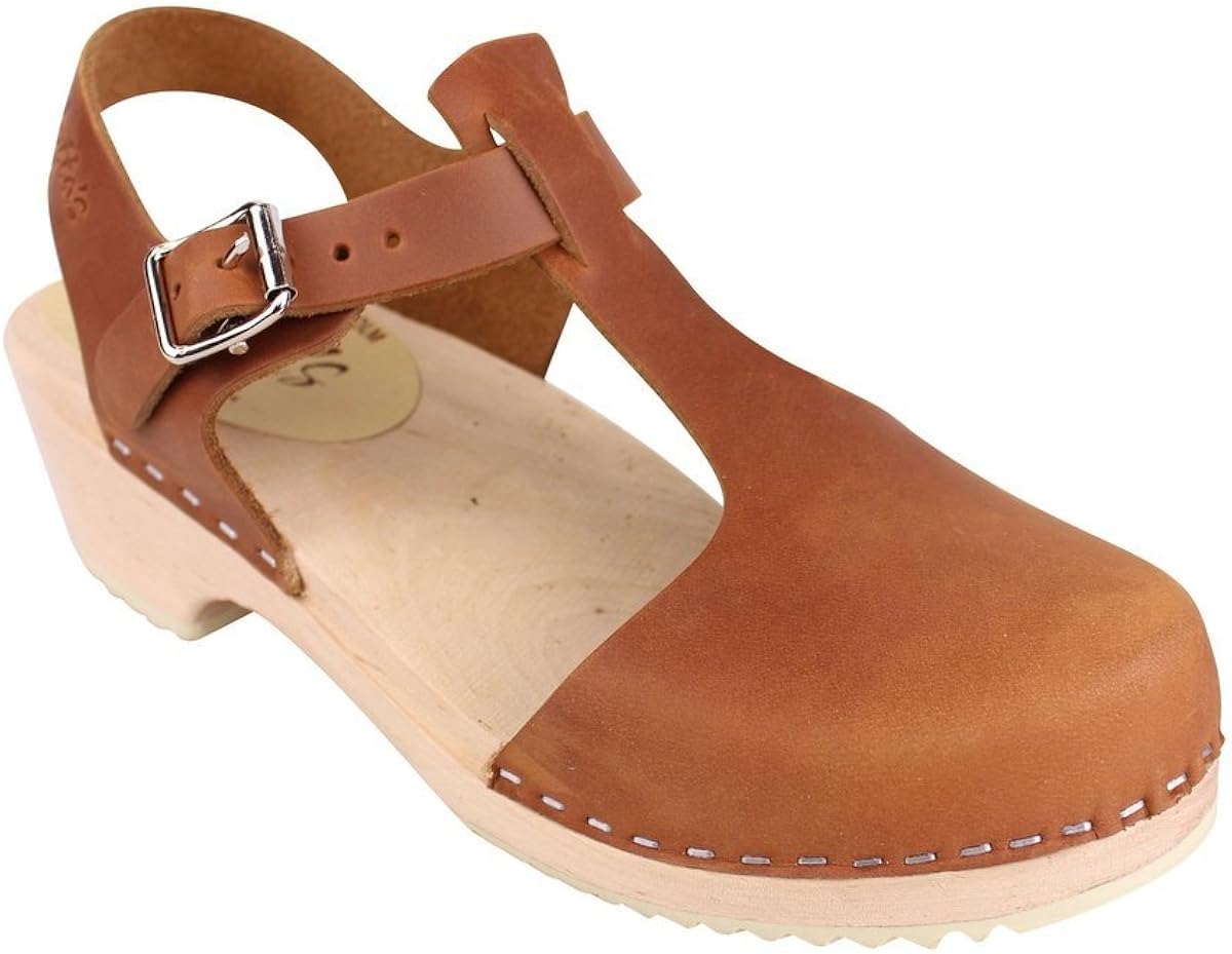 t strap clogs