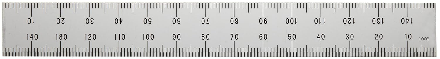 Нарезаем резьбу под шуруп 4м. Линейка счетная 2мм 3мм 5мм. Самонарезающий винт m2 m2. Сантиметр линейка. 27мм.