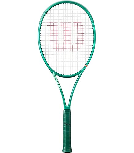 Amazon.com: Wilson Blade 98 (18x20) V9 Strung Performance Tennis