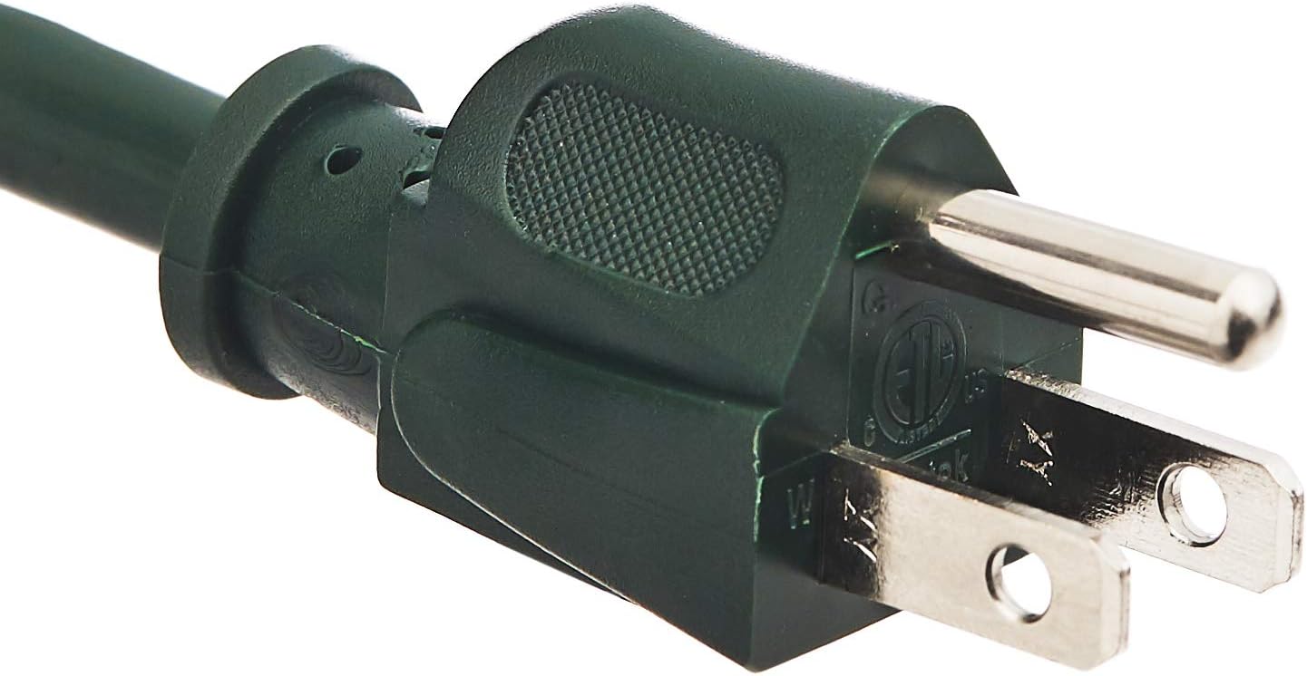 Basics 16/3 Vinyl Outdoor Extension Cord, Green, 15 Foot - - 