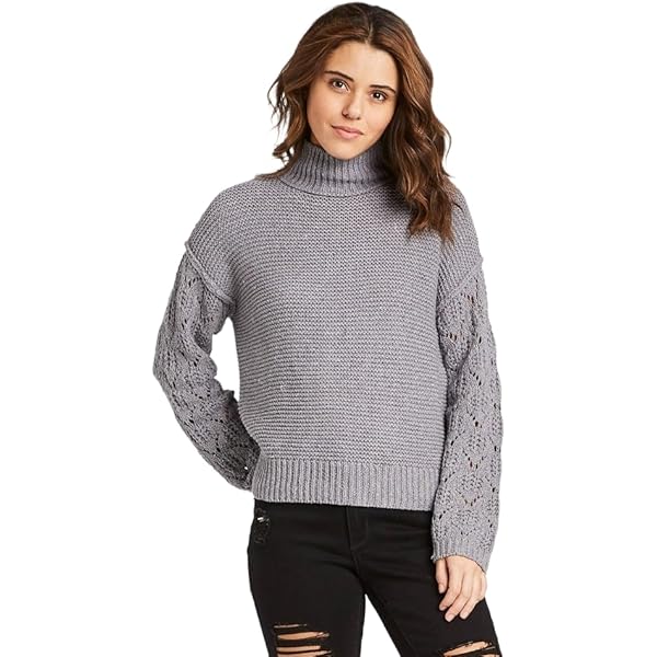 Universal Thread Women's Shrunken Rib Scoop Neck Pullover Sweater