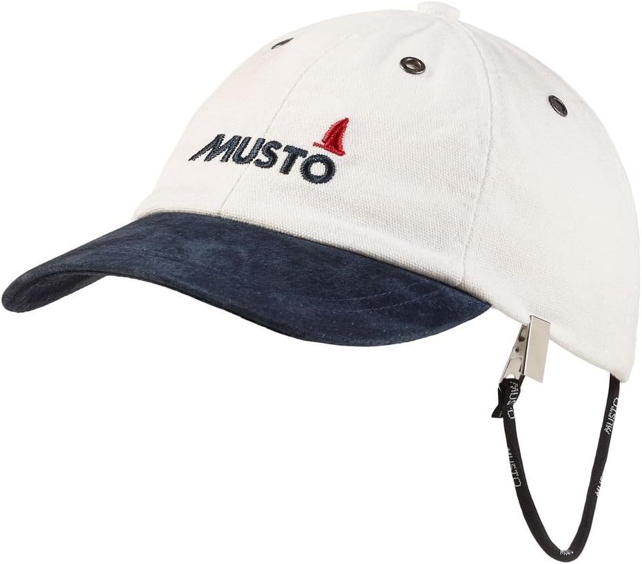 musto evolution hat