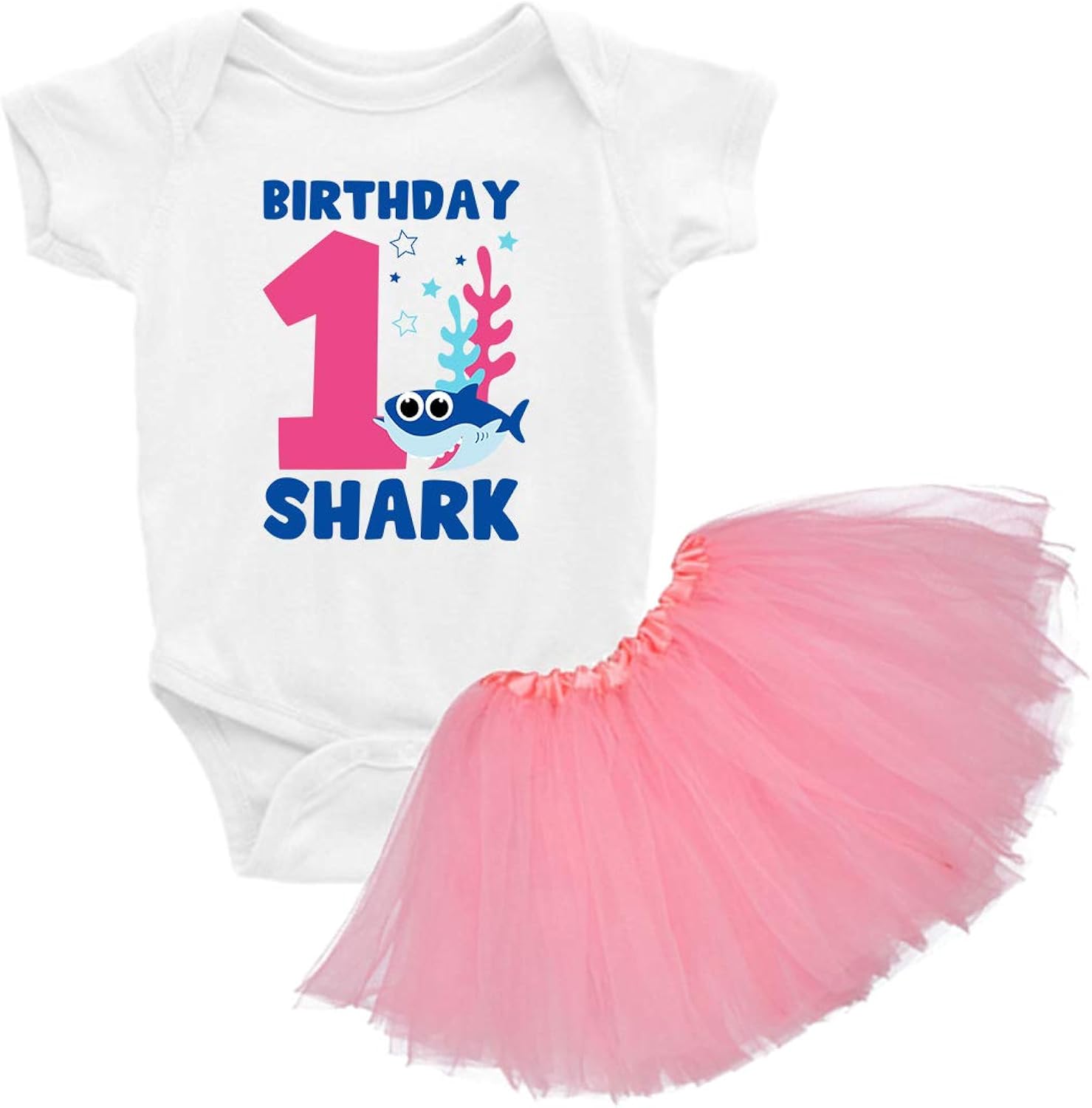 красная балетная пачка с мехом. тату на плече женские узоры. объемные татуировки. туту д. платье балерины.