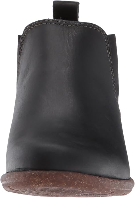 clarks women's wilrose jade ankle bootie