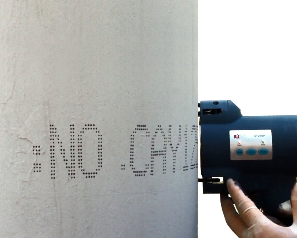 Gt250p 16 Msg Hand Held Ink Jet Printer 16 Messages Bluetooth Indoor Outdoor Up To 2 Size Font Amazon Ca Industrial Scientific