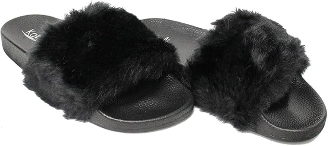 flip flops with fur on them