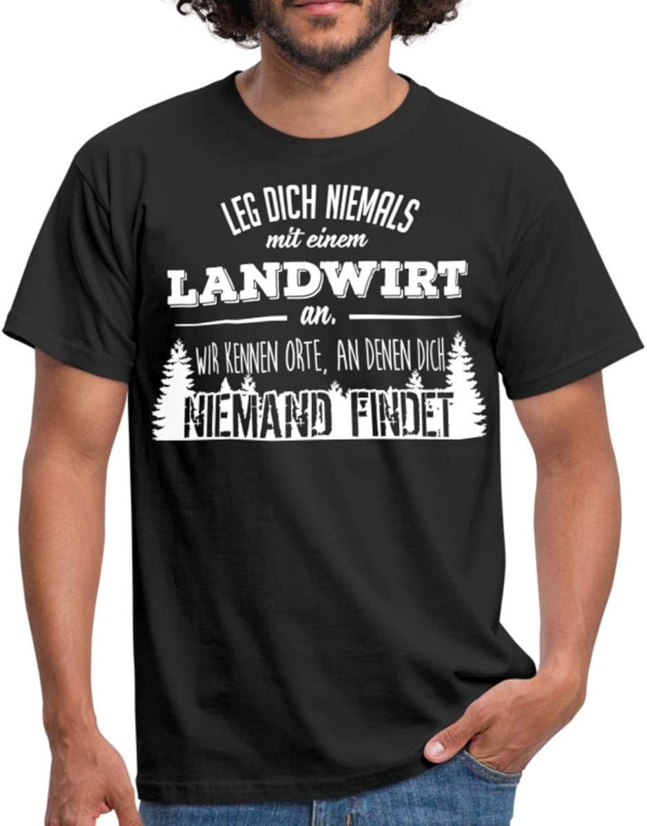 Leg Dich Niemals Mit Einem Landwirt An Lustiger Spruch Männer TShirt