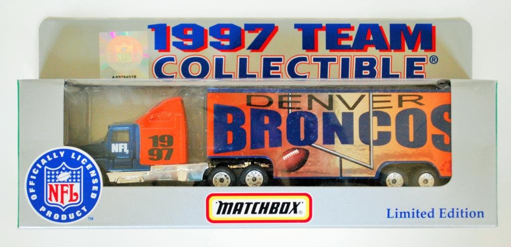 nfl diecast cars