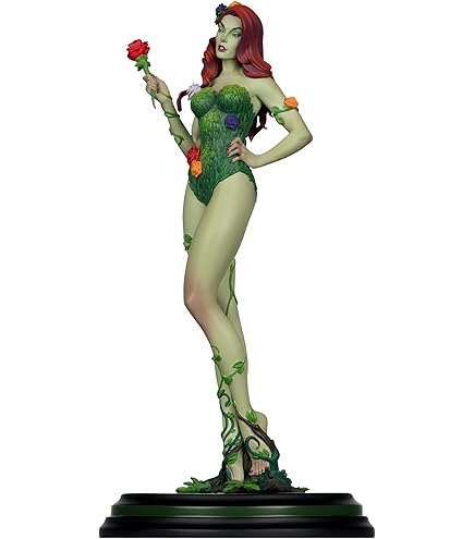 Amazon.com: McFarlane Toys - DC Direct Zatanna by J. Scott