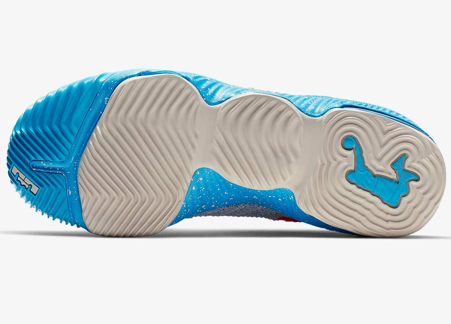 grade school lebron 16