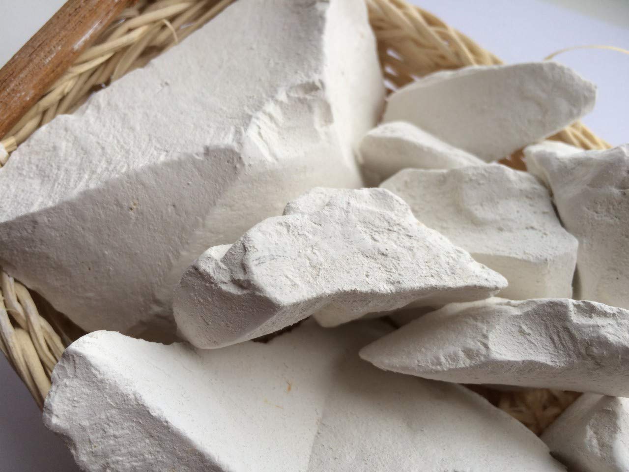 UCLAYS LISIC edible Chalk chunks (lump) natural for eating (food), 450 g