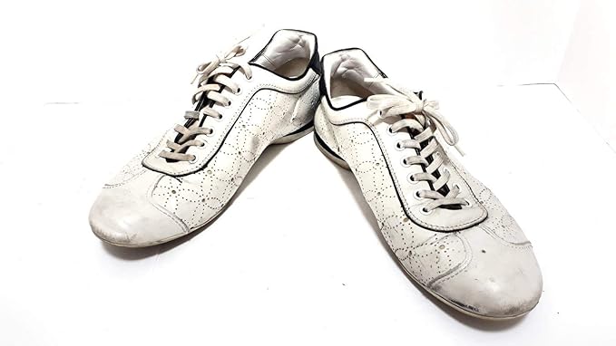 Amazon Co Jp ルイヴィトン Louis Vuitton スニーカー メンズ アイボリー 黒 中古 服 ファッション小物