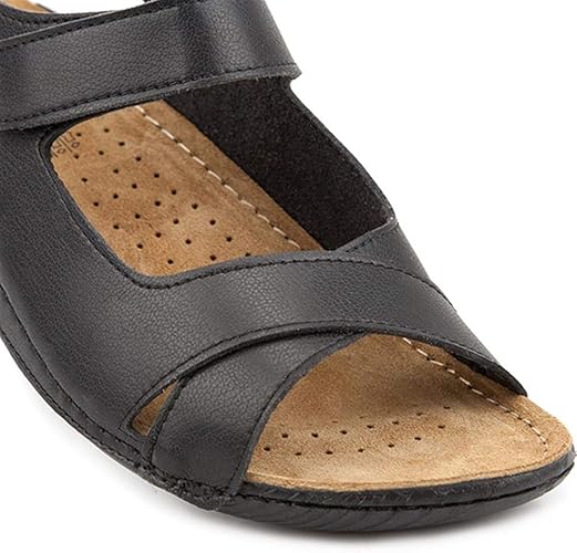 pavers touch fasten sandal