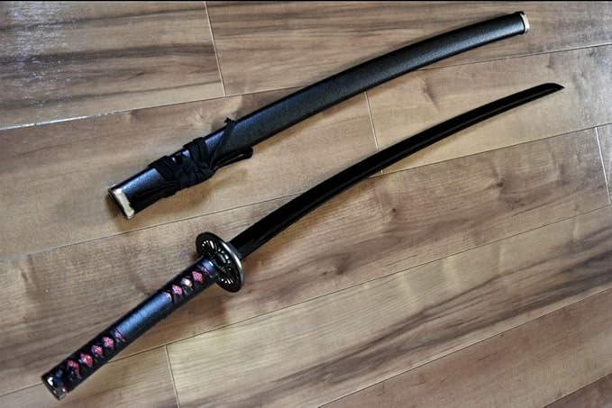 Amazon Co Jp 鬼滅の刃 竈門炭治郎の日輪刀 鋼鐵塚蛍 漆黒刀身 国産本格模擬刀 リアル模造刀 ホーム キッチン Amazon Co Jp 鬼滅の刃 竈門炭治郎の日輪刀 鋼鐵塚蛍 漆黒刀身 国産本格模擬刀 リアル模造刀 ホーム キッチン