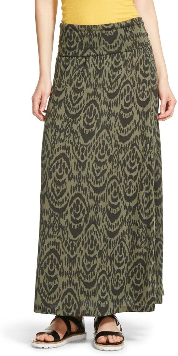 olive green maxi skirt outfit