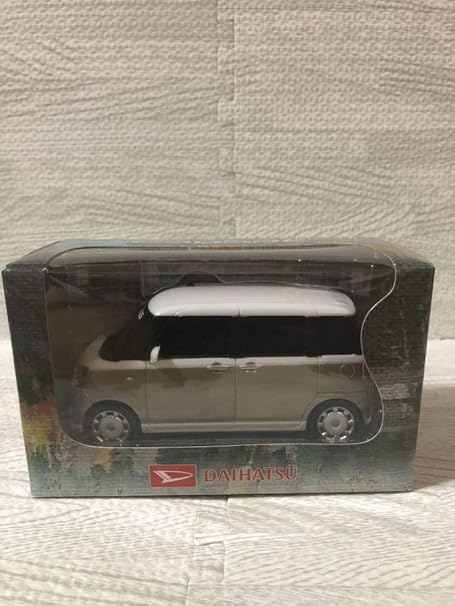 Amazon ダイハツ Daihatsu ムーヴキャンバス プルバックカー カラーサンプル ミニカー パールホワイト ベージュマイカメタリック ミニカー ダイキャストカー おもちゃ