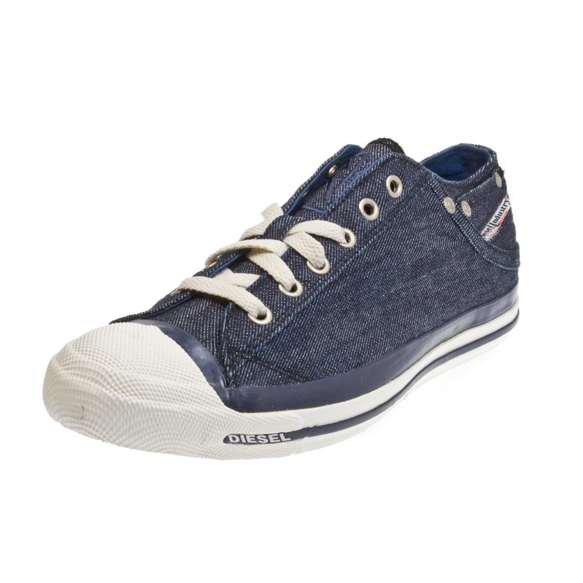 mens white trainers with jeans