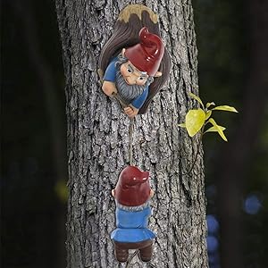 LANDOR Climbing Gnomes Tree Hugger Decor Climbing Gnomes Garden Decorations Tree Faces Decor Outside Miniature Fairy Elf Climbing Tree Hanging Statue Garden Gnomes Outdoor Decorations