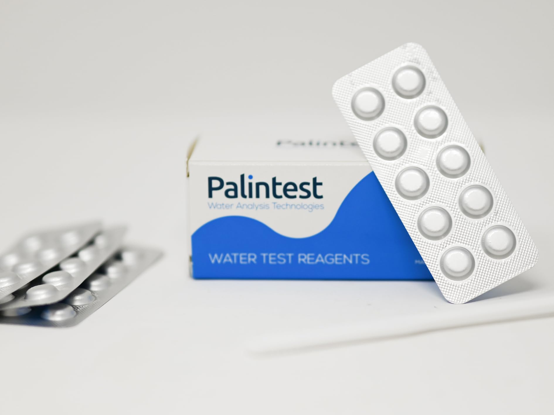 Palintest - DPD 1 Photometer/Comparator Tablets | Accurate Chlorine Measurement | Dual Compatibility | Rapid Dissolution | Pack of 50 | Ideal for Pools, Spas, Drinking Water