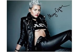 Photo Miley Cyrus Signed Autographed 8 x 10