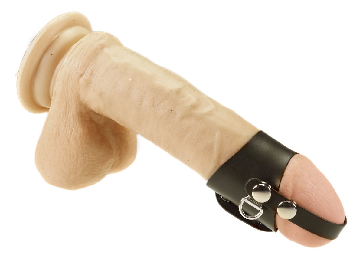 Acorn Strap Cockring