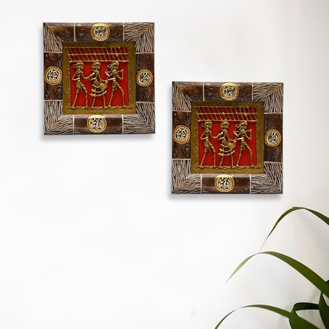 Amazon Com Exclusivelane Dhokra Work Warli Hanpainted Wall Decor Set In Wood Wall Hanging Art Wall Decor For Bedroom Living Room Decorative Hanging Home Decorative Item Accents Furniture Decor