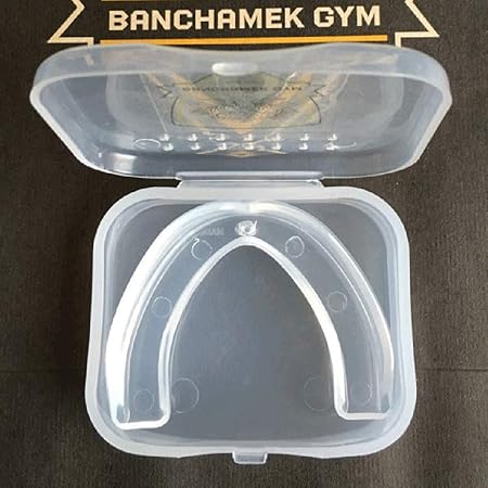 Protege Dent Boxe Transparent  . Afin De Protéger Vos Dents Pour Les Disciplines Telles Que La Boxe, Le Karate, Le Krav Maga