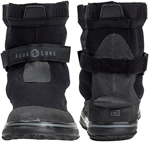 aqualung rock boots