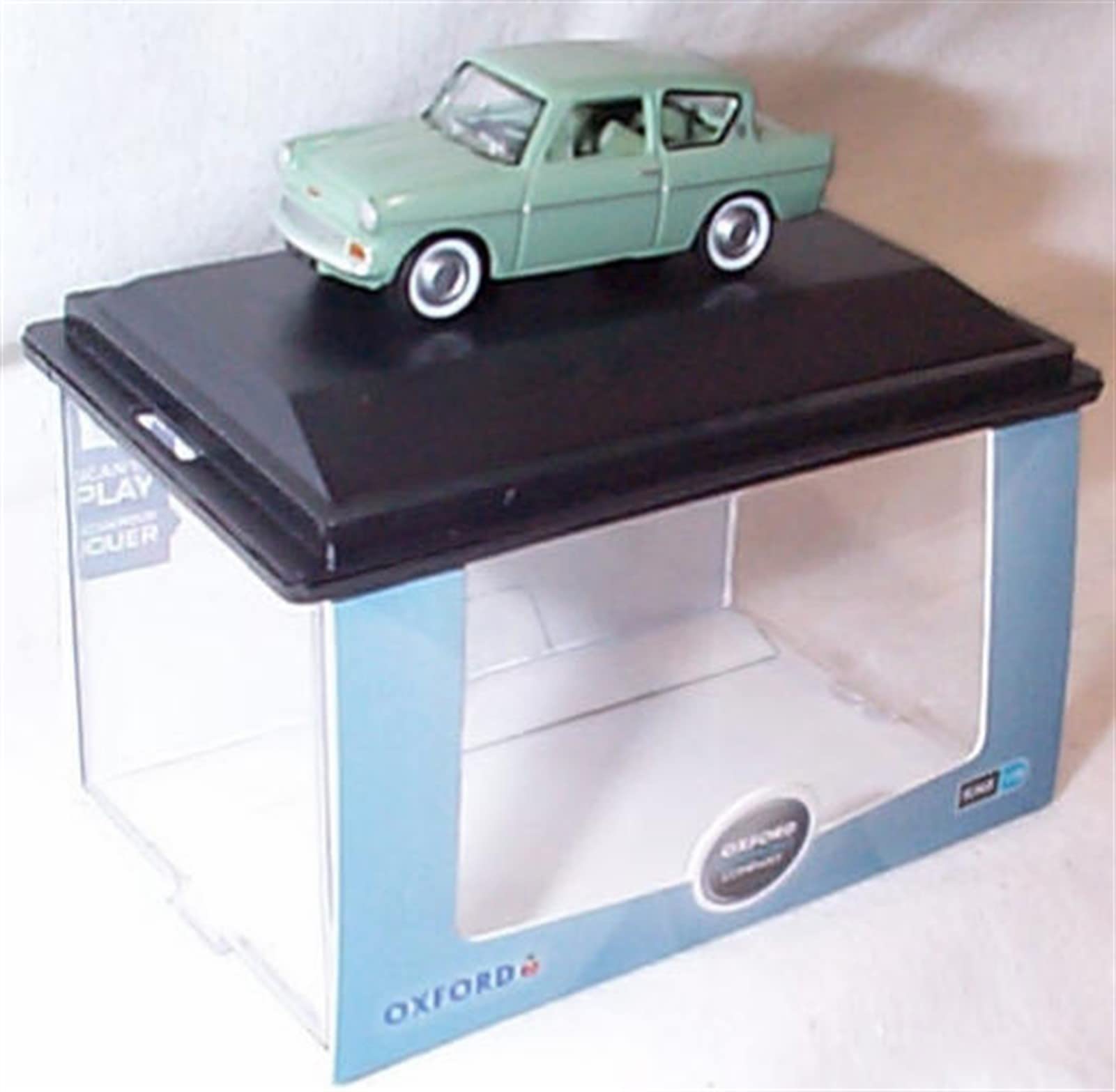 0xford Diecast Ford Anglia Spruce Green vehicle 1:76 scale diecast model, (76105010-01)