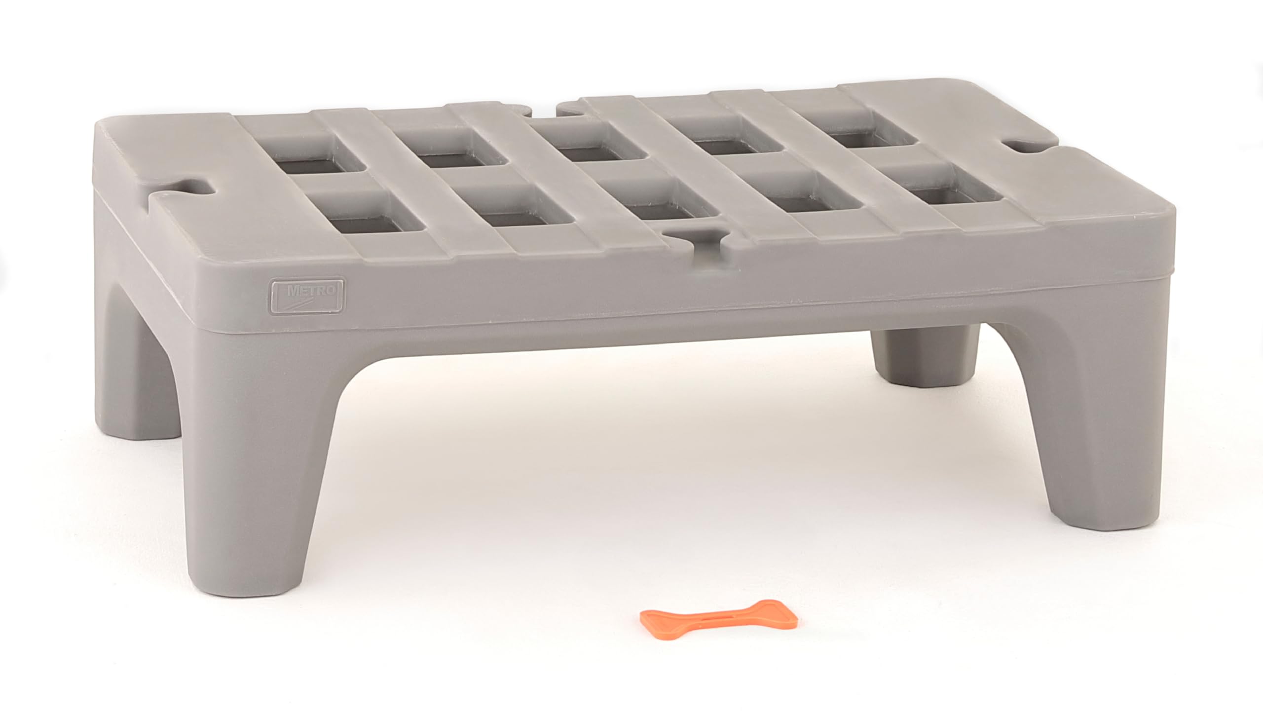 Metro Bow-Tie Dunnage Rack - NSF Listed Heavy-Duty