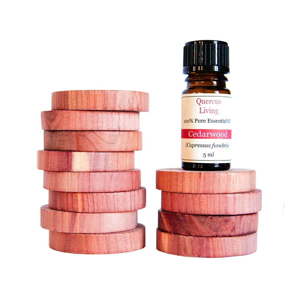 Quercus Living 24 Cedar Wood Moth Repellent Rings and Cedar Wood Essential Oil. Anti moth, Wardrobe and Storage freshener.