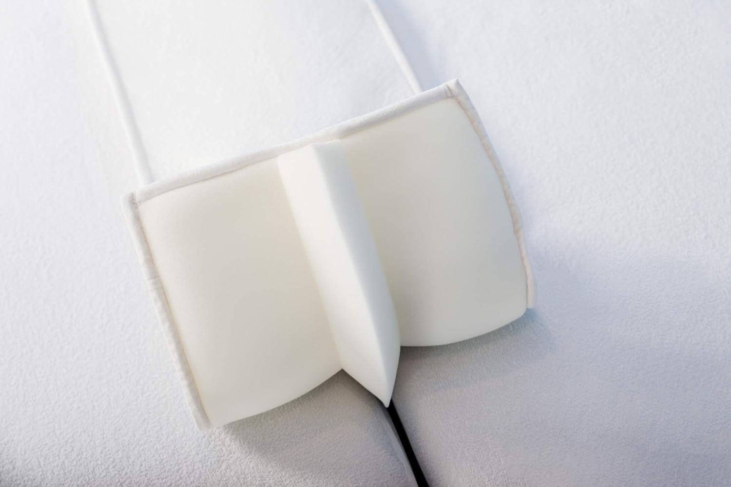 Insieme Bed Bridge - Twin (XL) to King Converter - Bed Connector for Two Single mattresses - Easily Convert (XL) Twin beds into Double Bed - Great for ... Insieme Bed Bridge - Twin (XL) to King Converter - Bed Connector for Two Single mattresses - Easily Convert (XL) Twin beds into Double Bed - Great for ...