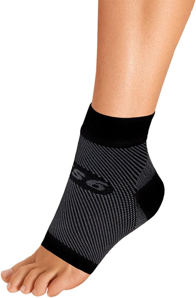 OrthoSleeve FS6 Foot Bracing (Single Sleeve) Treats Plantar Fasciitis, Achilles Tendonitis and relieves Heel Pain in a Soft, Moisture-Wicking Fabric