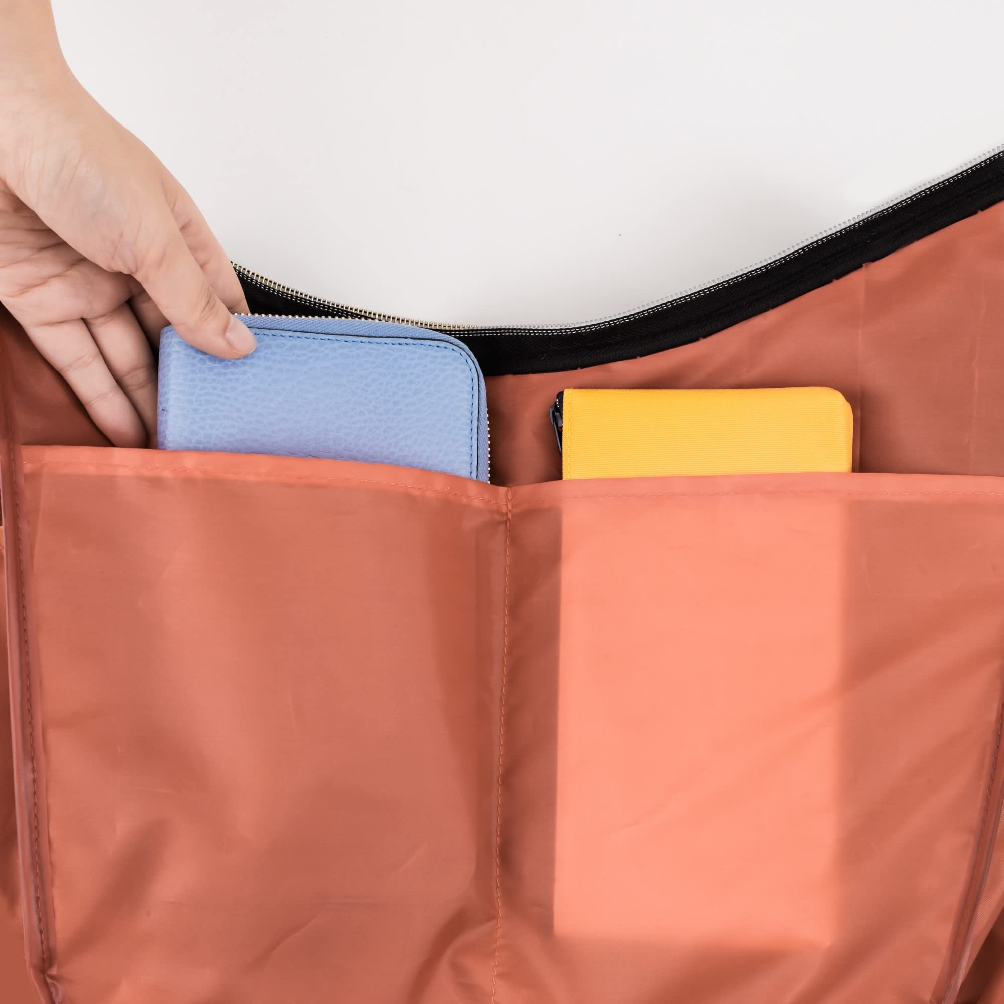 【ウタオ ムック本 付録】Utao ウタオ 撥水・軽量ショルダーバッグproduced by Satoko Iida