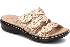 Clarks Women's Leisa Faye Flat Sandal