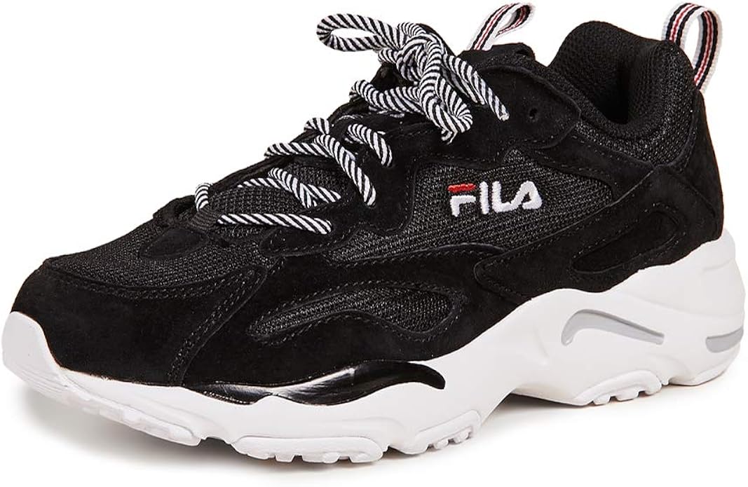 black fila ray tracer