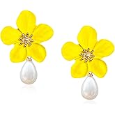 Aishgjia Sweet Flower Pearl Stud Earrings Spring Floral Pearl Flower Dangle Earrings for Women Statement Wedding Holiday Jewelry