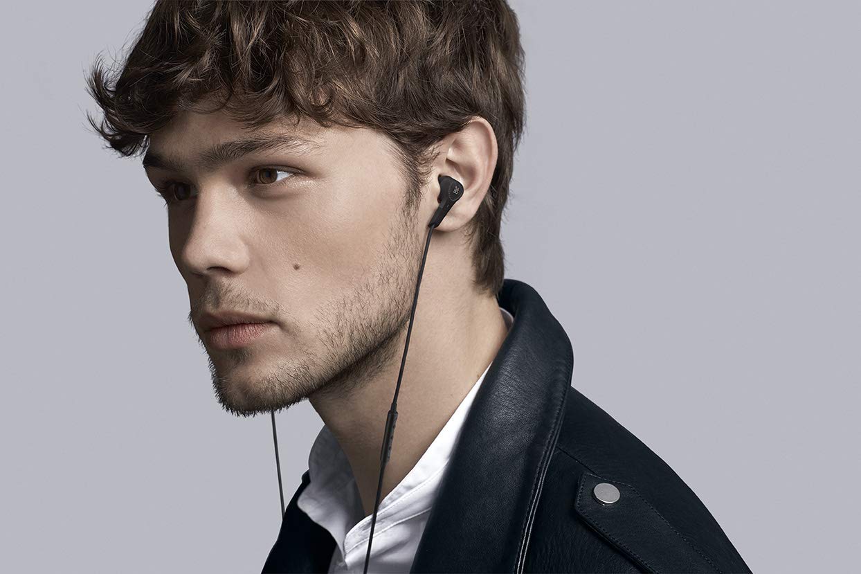 Bang & Olufsen カナル型イヤホン Beoplay H3 MK2 通話対応/iOSリモコン ブラック【国内正規品】