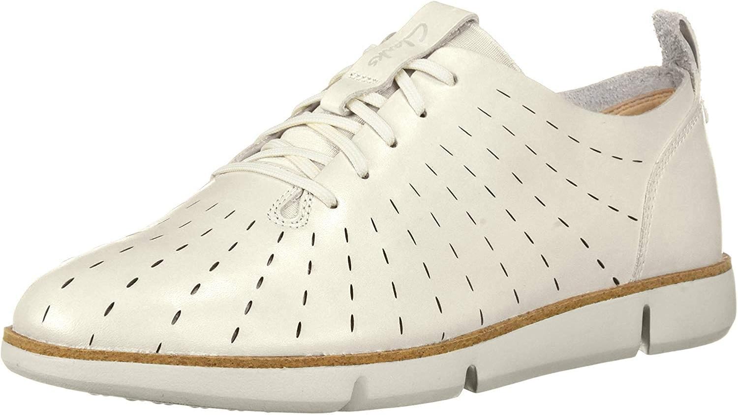 clarks sneakers white